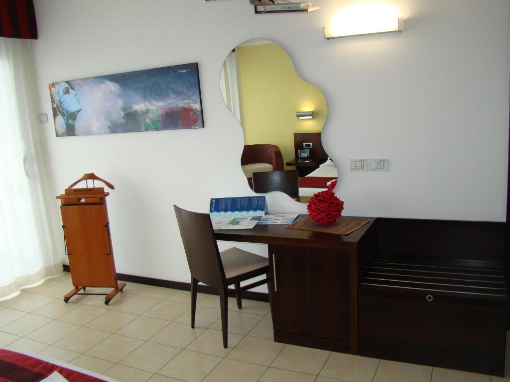 Seapark Spa Resort Giulianova Buitenkant foto