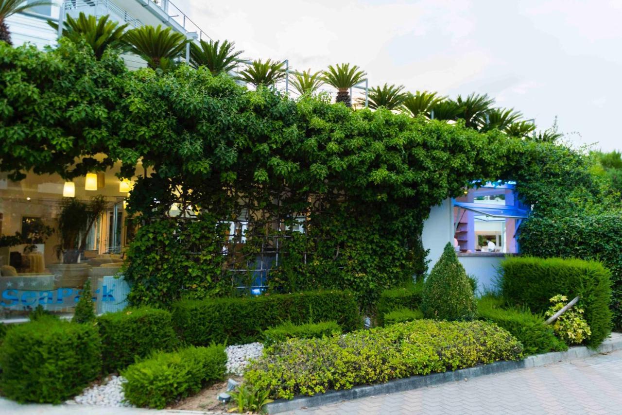 Seapark Spa Resort Giulianova Buitenkant foto