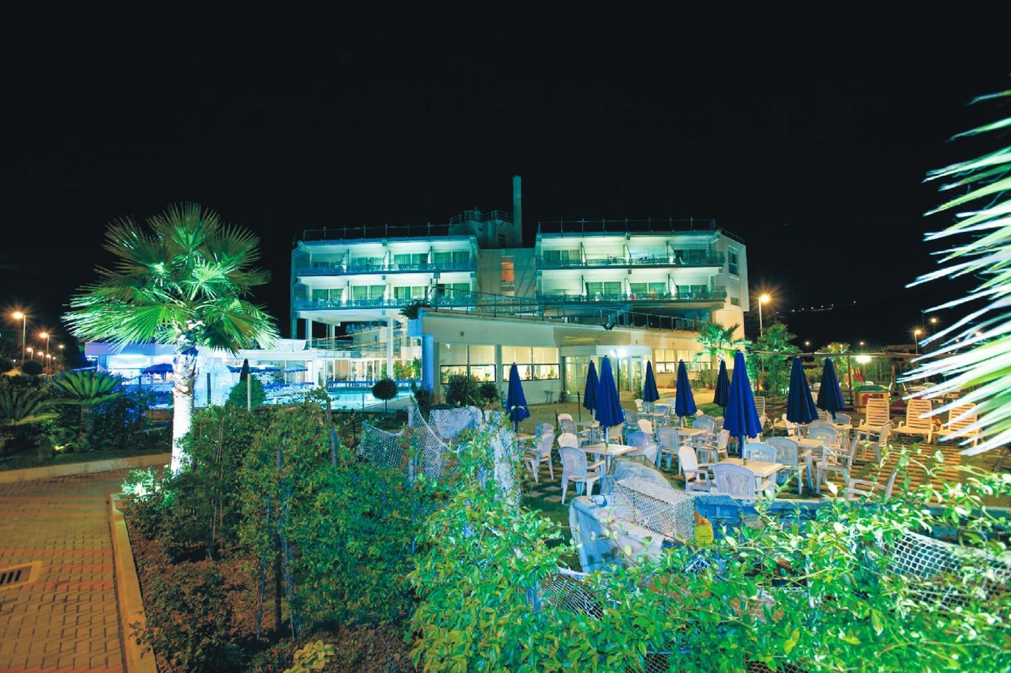 Seapark Spa Resort Giulianova Buitenkant foto