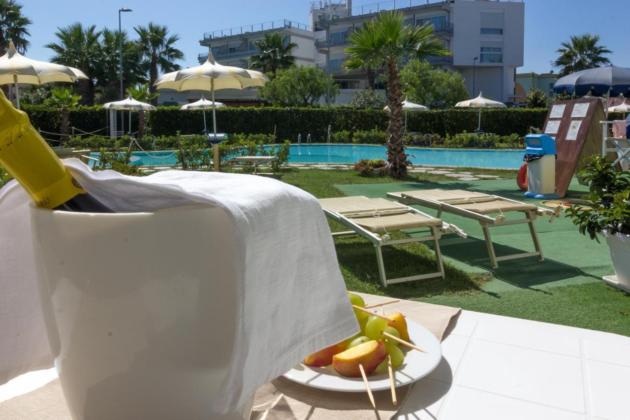 Seapark Spa Resort Giulianova Buitenkant foto