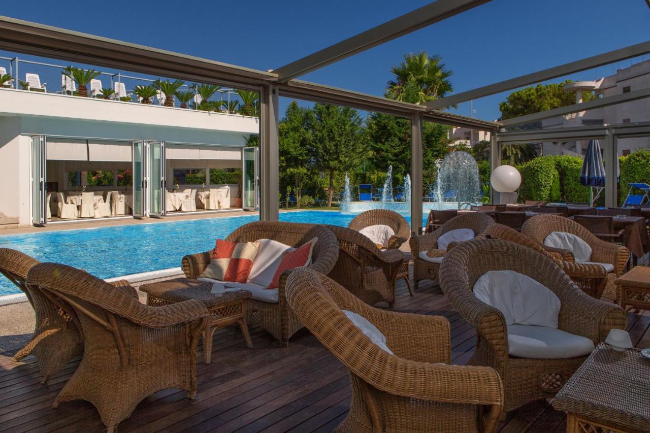 Seapark Spa Resort Giulianova Buitenkant foto
